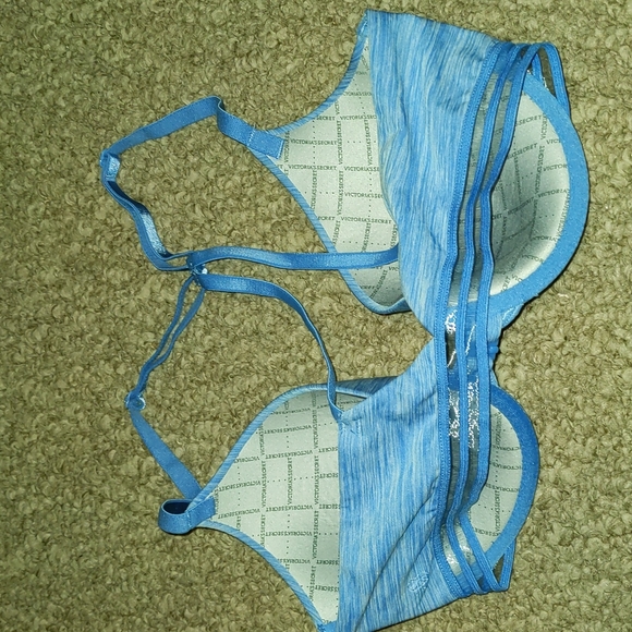 Victorias Secret Bra - Picture 2 of 3
